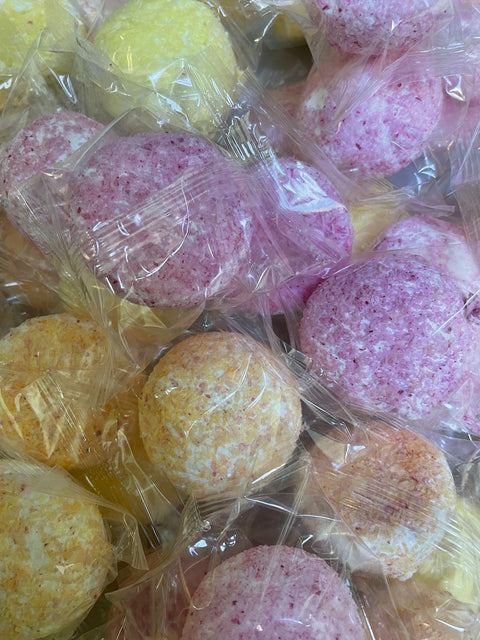 Karneval Wurfmaterial 100 stk. Kokosbälle 1,1kg
